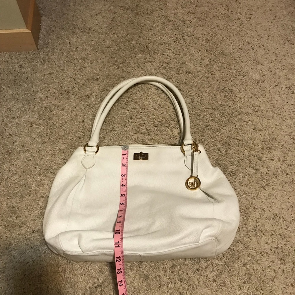 White leather purse! - Picture 8 of 10